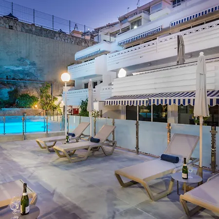 Aparthotel Palm 4*